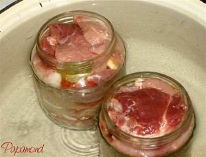 Carne de porc in suc propiu