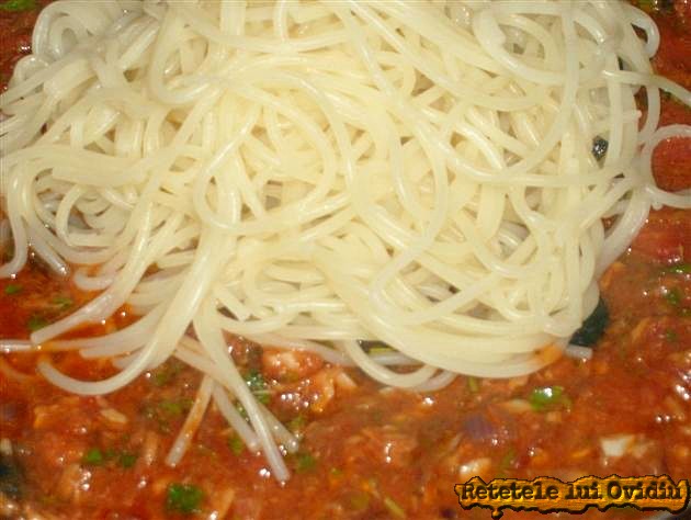 spaghete cu ton si masline
