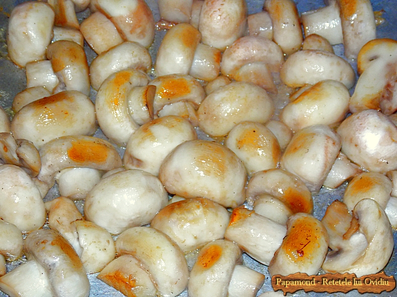 Pulpe de pui cu ciuperci si masline - Papamond (2)