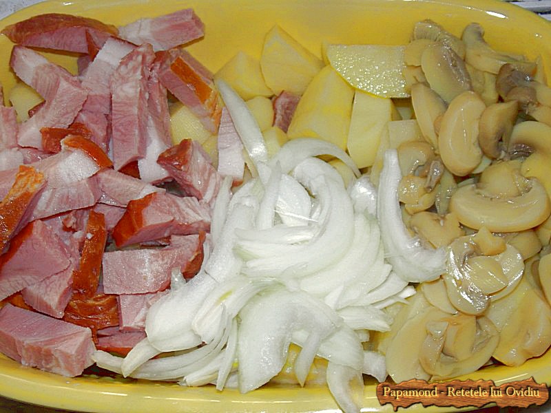 Cartofi cu Bacon si Ciuperci la Cuptor (1)