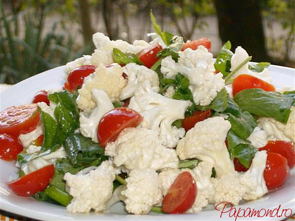 salata de conopida cruda